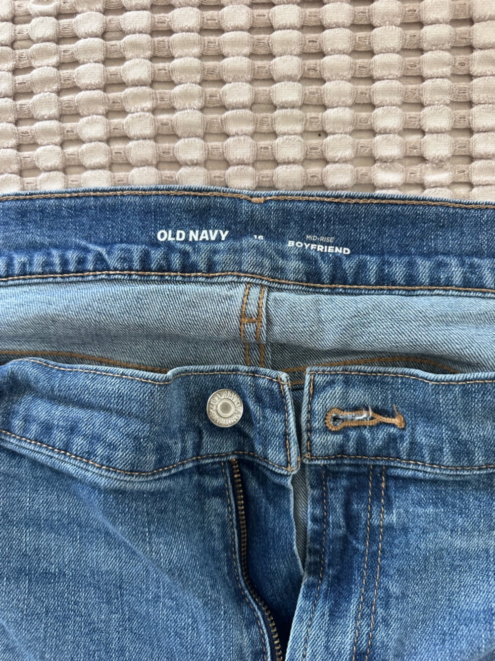Old Navy Relaxed Boyfriend Jeans - Medium Blue Denim